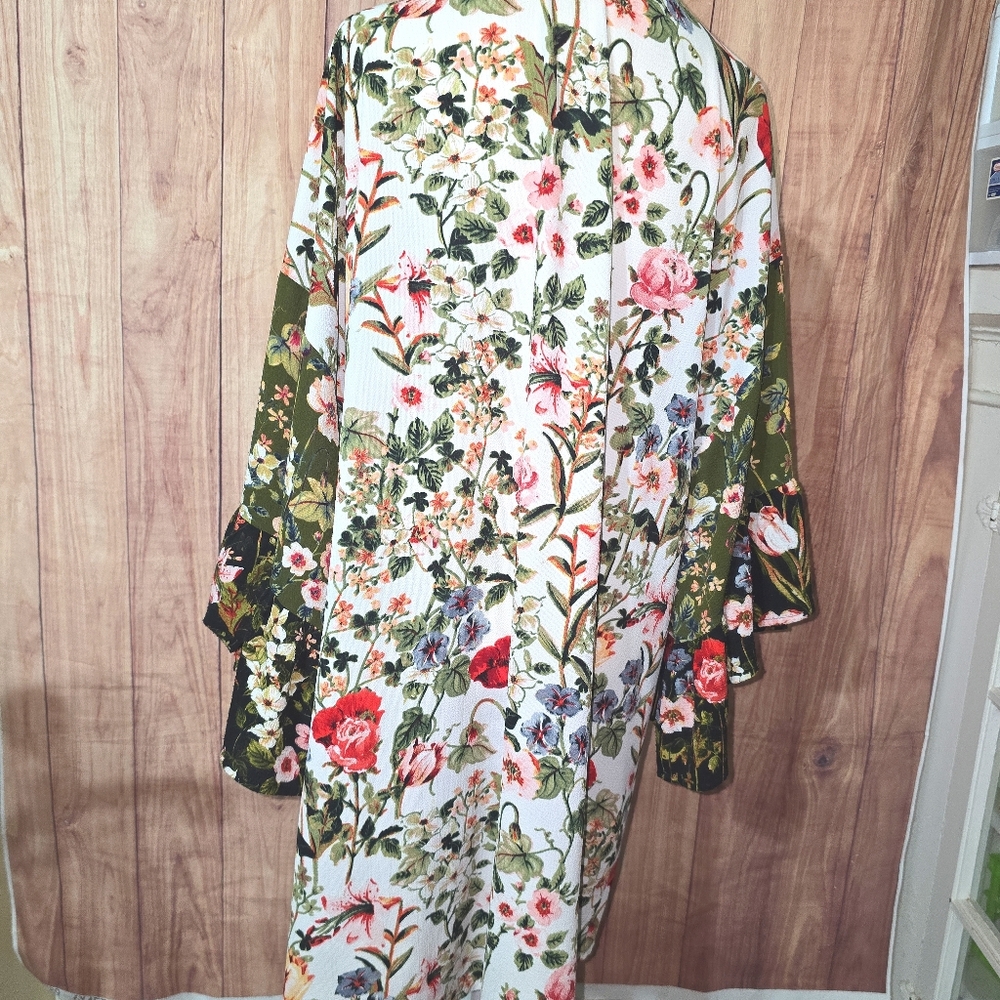 Umgee Floral Ruffle Sleeve  Long Duster Kimono Open Front  Multi-Color  Size M/L - Picture 11 of 12